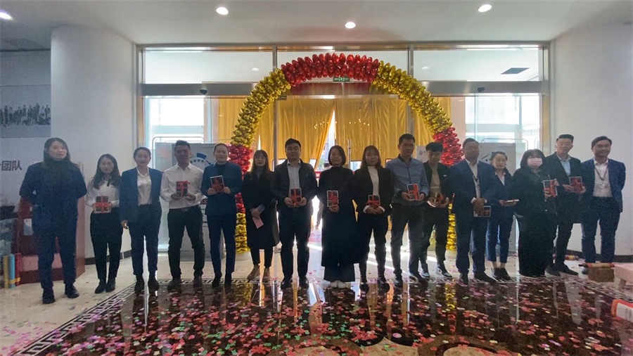 昌禾裝飾丨10月總結(jié)表彰暨11月活動啟動大會圓滿結(jié)束！一起領(lǐng)盲盒啦~